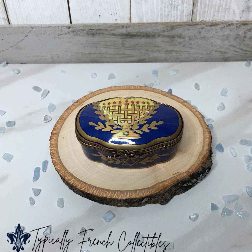 Blue Gold Menorah Limoges Peint Main Trinket Box
